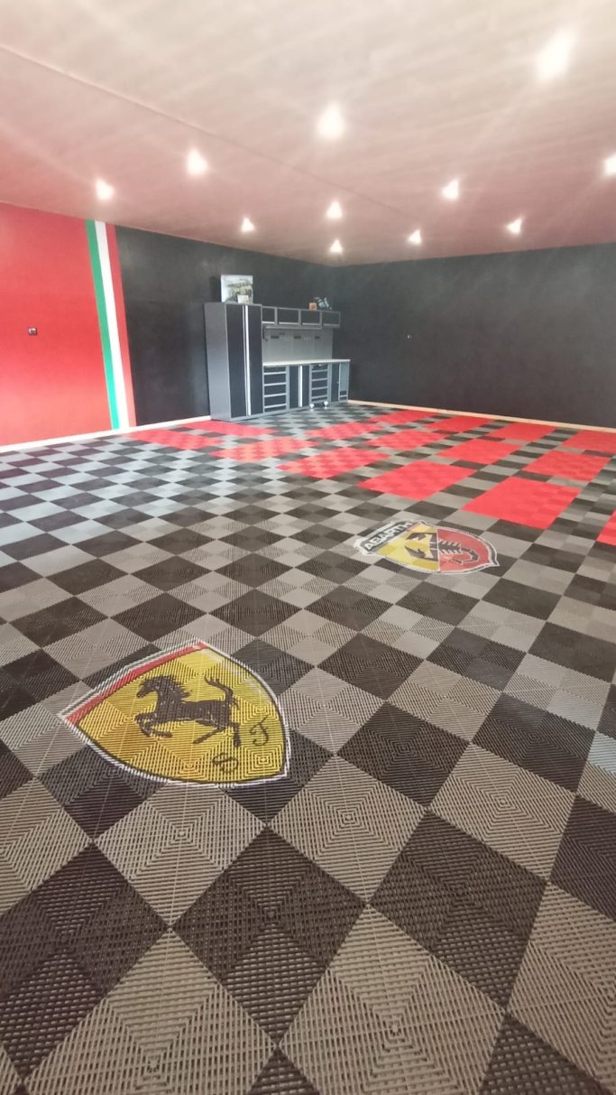 PAVIMENTO GRIGLIATO DRENANTE Garage privato